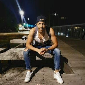 Meet your Posher, Youness